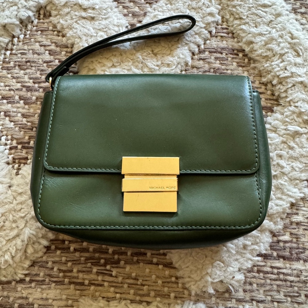 Michael Kors Wristlet